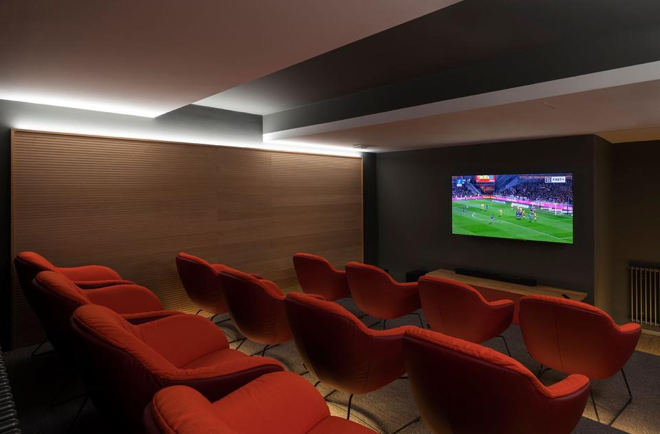 Thumbnail-Heimkino zur Fußball WM 2026 mit Freunden - 2 Zimmer, Einbauküche inkl. Auto Stellplatz