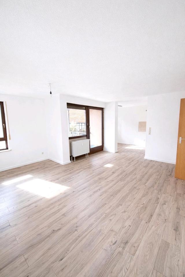 Thumbnail-3,5 Zimmerwohnung mit Balkon zu vermieten in 73269 Hochdorf