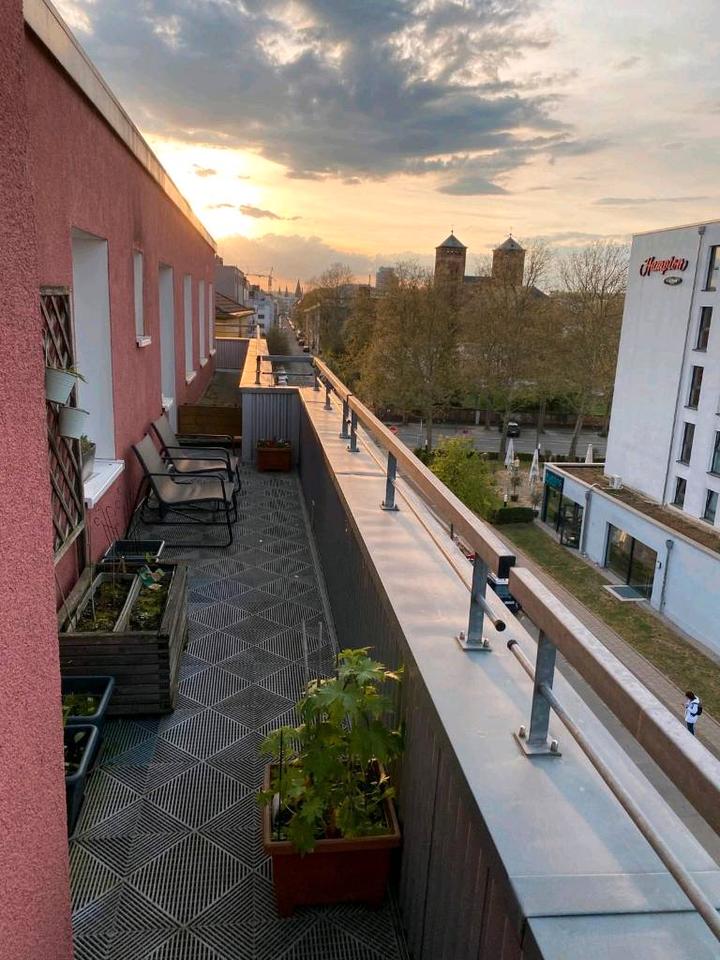 Thumbnail-Schöne, helle 3-Zimmer-Wohnung mit Balkon, Terrasse & Garage