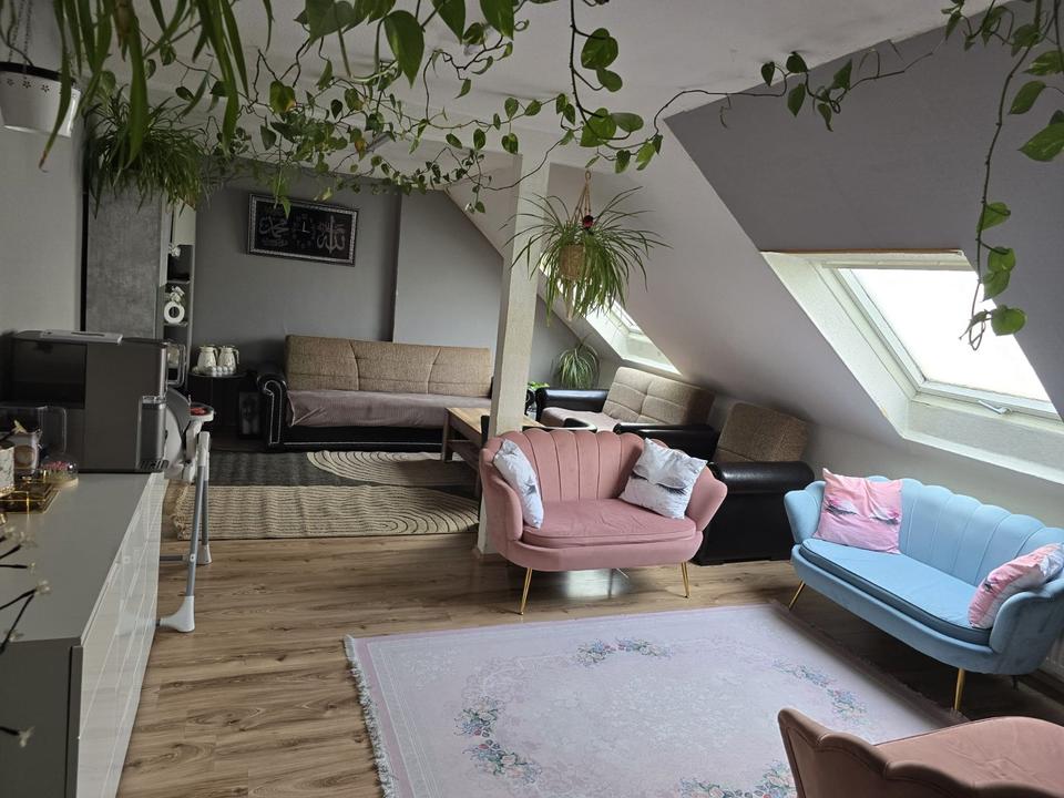 Thumbnail-Große 3-Zi-Wohnung – Modernisiert & Lichtdurchflutet – Vermietet