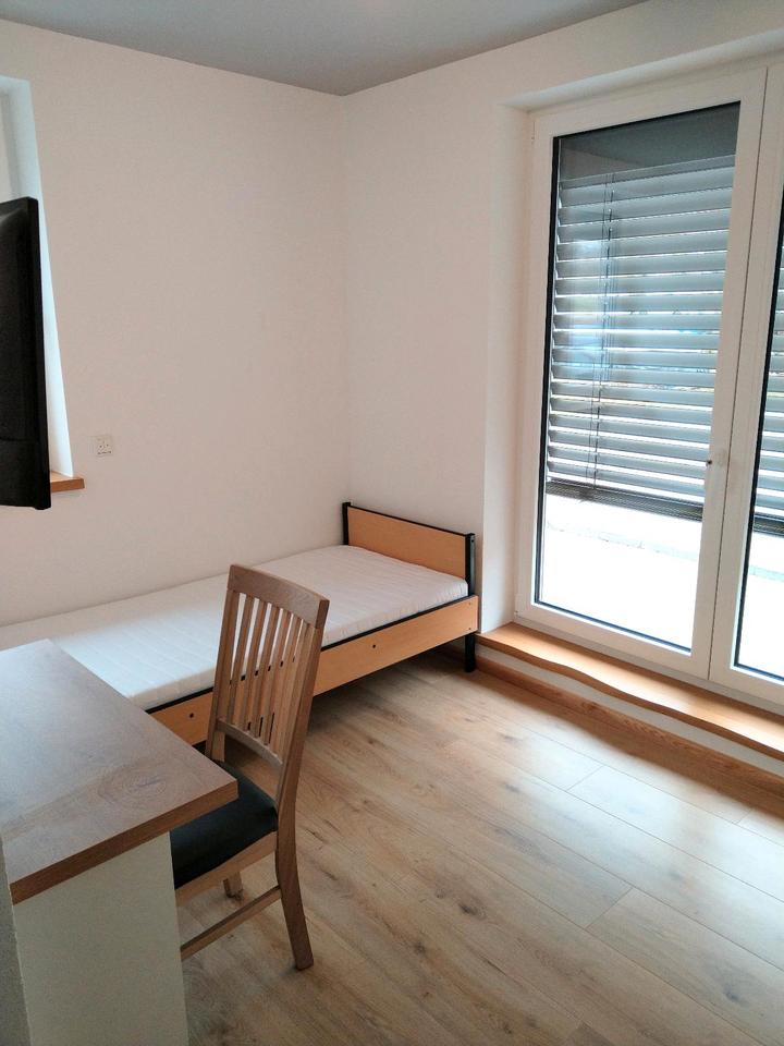 Thumbnail-Mietwohnung,Kurzzeitmiete, Ab Mai Küche, Dusche,WC