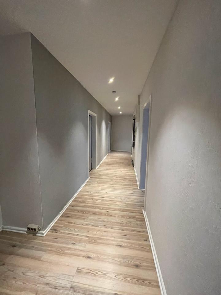 Thumbnail-Großzügige 4 Zi Wohnung Rheinerlandstrasse Balkon WG geeignet