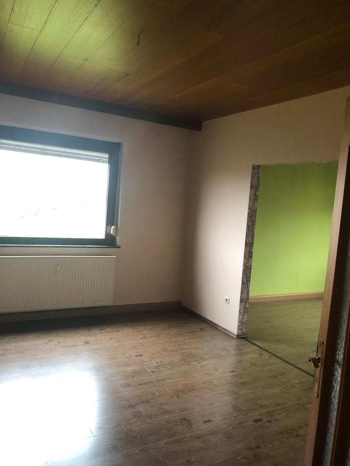 Thumbnail-Sonnige 2,5 Zimmer Wohnung in Quierschied zu vermieten