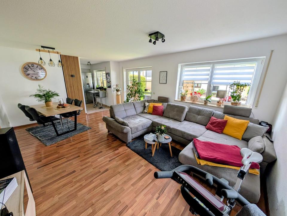 Thumbnail-Helle ebenerdige Wohnung mit Terrasse, privatem Eingang und Stell