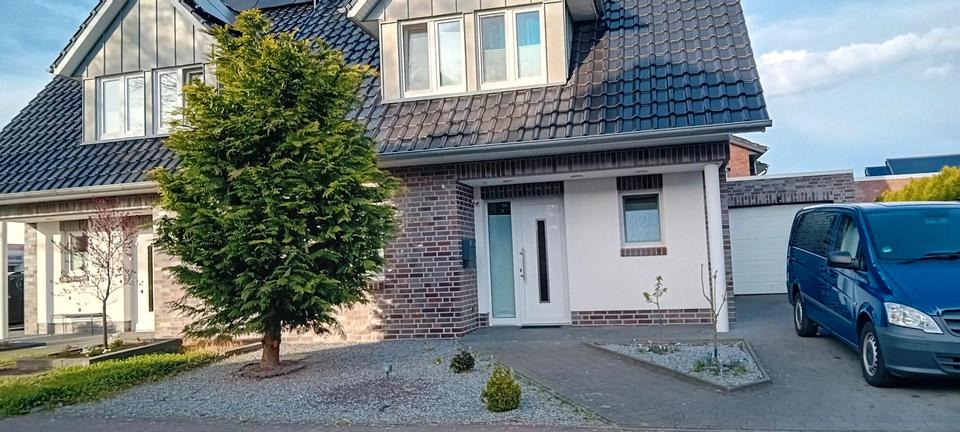Thumbnail-Doppelhaushäfte cu verkaufen !!