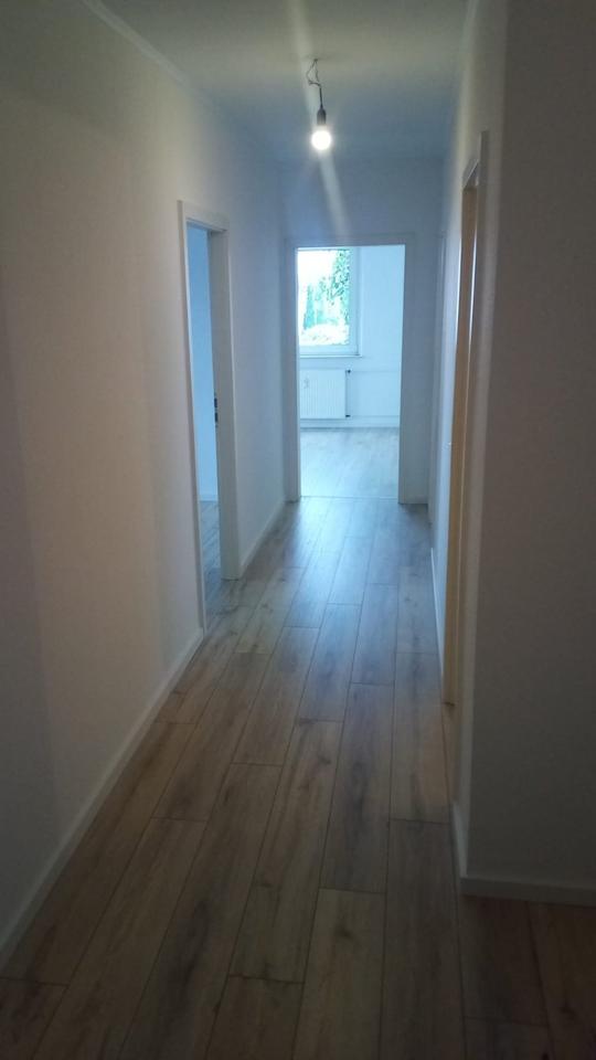 Thumbnail-Helle, frisch renovierte Wohnung mit Balkon & Aufzug in Egelsbach