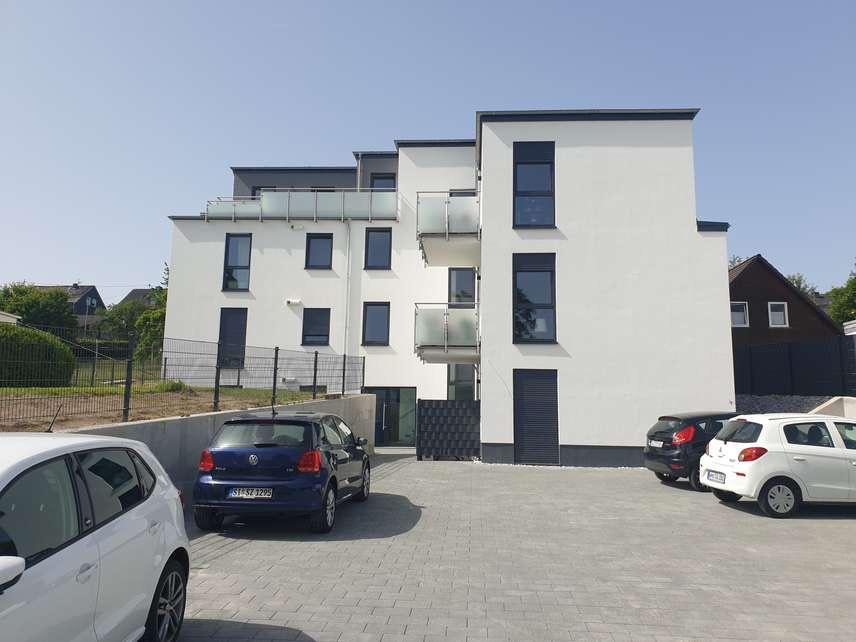 Thumbnail-Hochwertige 2 Zimmer Wohnung in Niederdielfen zu vermieten