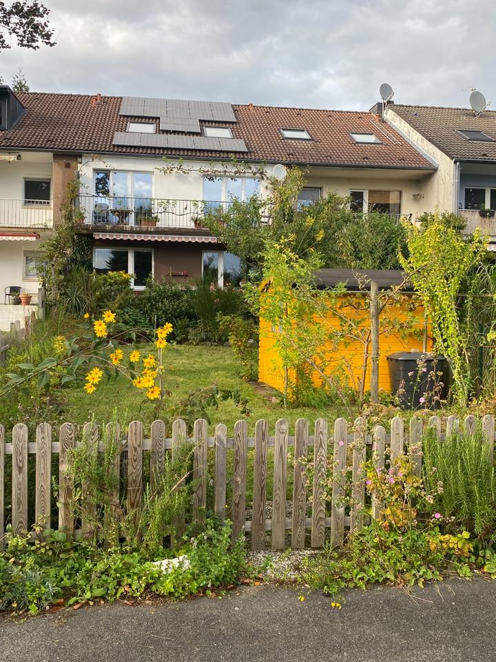 Thumbnail-2 Familienhaus in ruhiger Südhanglage in Millrath mit PV Anlage