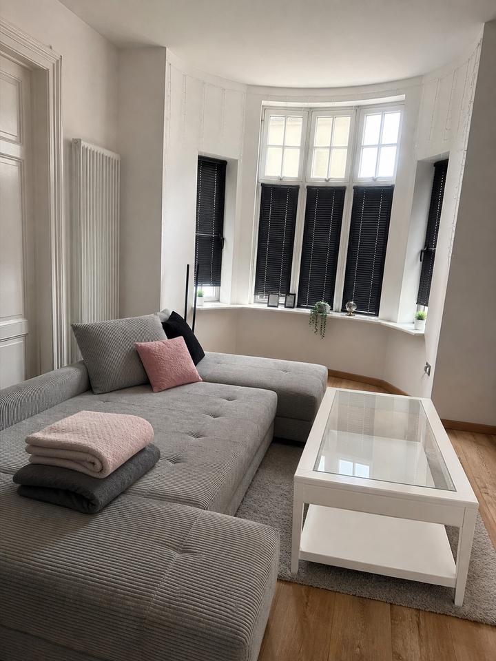 Thumbnail-Große helle 4-Zimmer-Wohnung mit Balkon in ruhiger Innenstadtlage