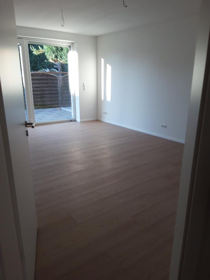 Thumbnail-3-Zimmer EG-Wohnung zum Erstbezug