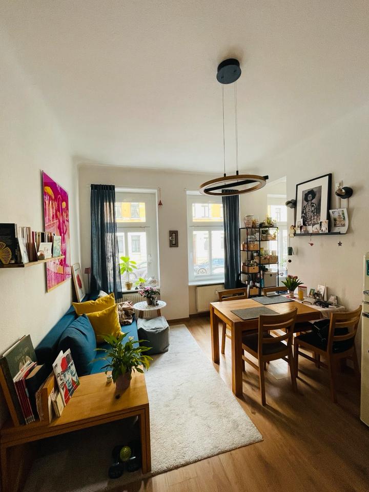 Thumbnail-Schöne, helle 1,5-Zimmer-Wohnung mit großem Tageslichtbad