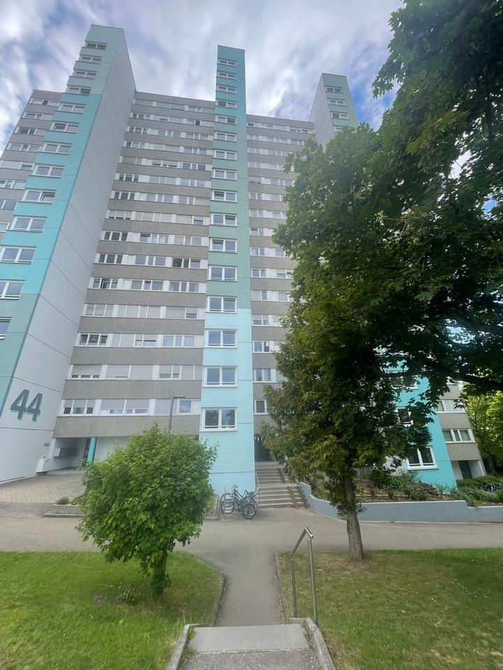 Thumbnail-2-Zimmer-Wohnung mit Balkon, Aufzug & Einbauküche – 60 m²