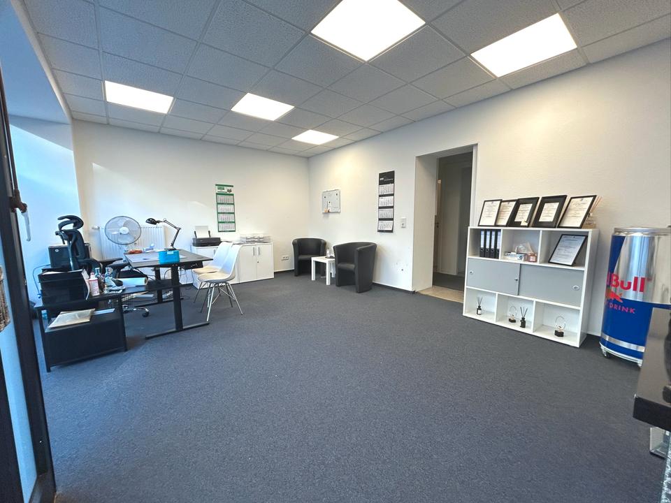 Thumbnail-Modernisierte Gewerbeeinheit im Erdgeschoss