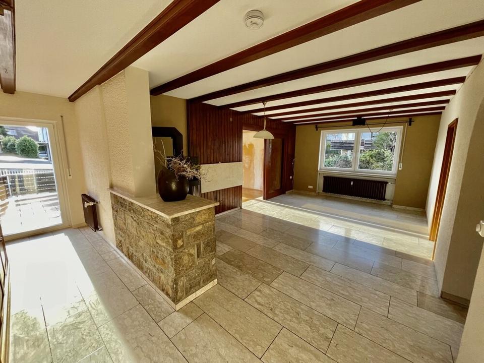 Thumbnail-Großzügige, helle Wohnung mit Garage in ruhiger Lage!!