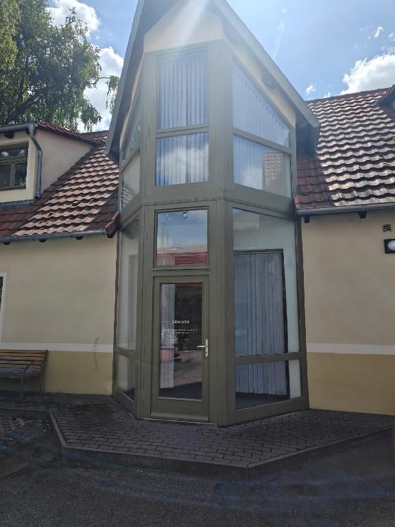 Thumbnail-O162W1 - Helle, moderne Gewerberäume im Stadtzentrum zu vermieten - Lagerfläche möglich