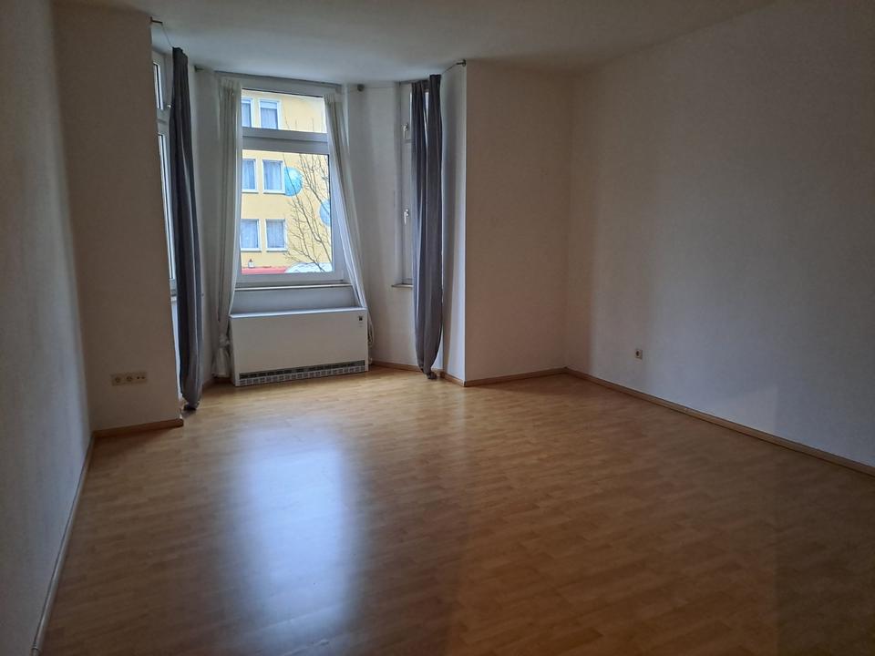 Thumbnail-ab 1.4.26 helle Studenten Whg 2,5 Zimmer Nähe StadtkernWestpark