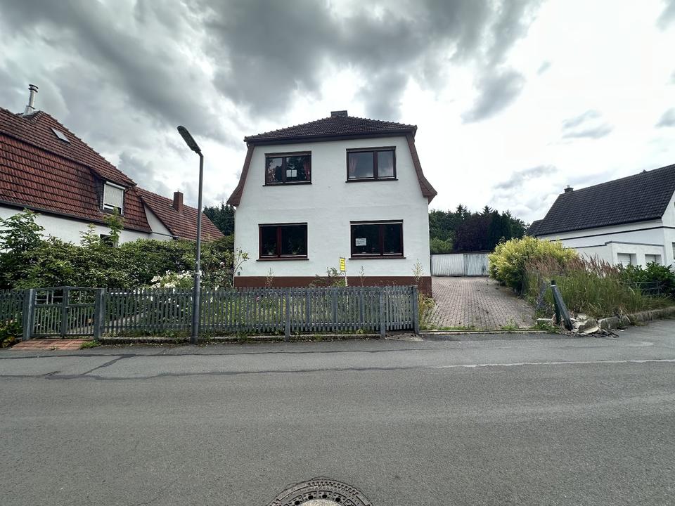 Thumbnail-2Familienhaus+Einliegerwohnung 7-Zimmer+2xGarage+2. Baugrundstück