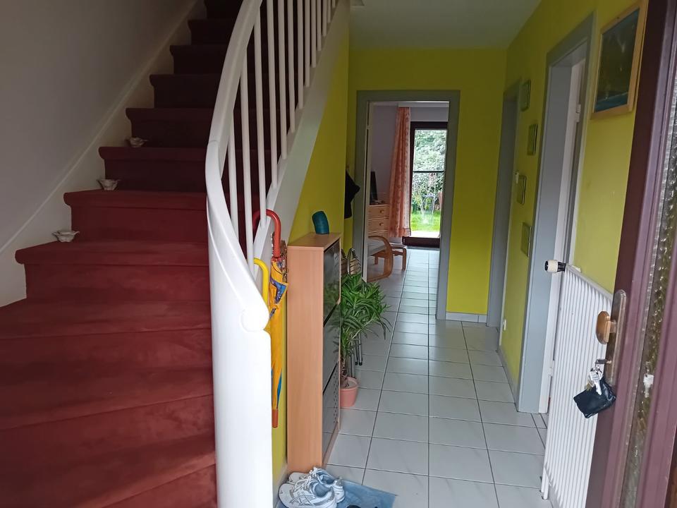 Thumbnail-Herrliches Endreihenhaus mit 190qm Garten, voll möbliert