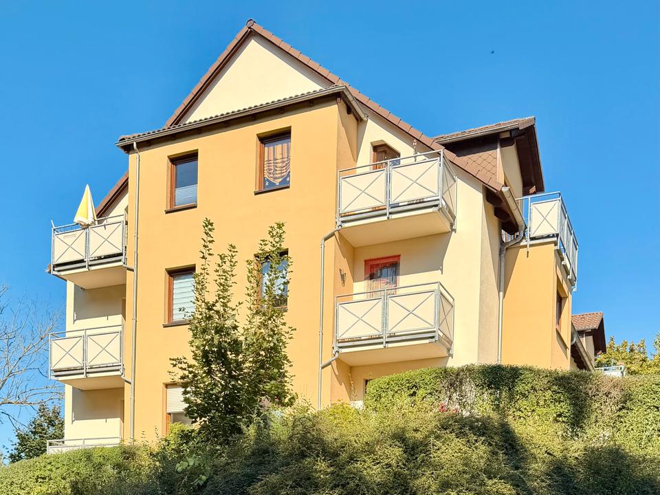 Thumbnail-Gemütliche 2-Raum-Erdgeschosswohnung mit Balkon in Weißenfels