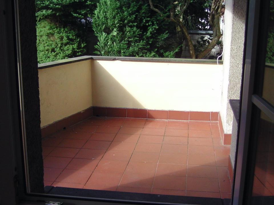 Thumbnail-Erdgeschoßwohnung mit eigenem Garten! Sofort frei !