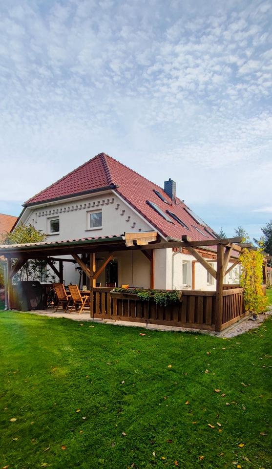 Thumbnail-Modernisiertes Einfamilienhaus mit großem Grundstück