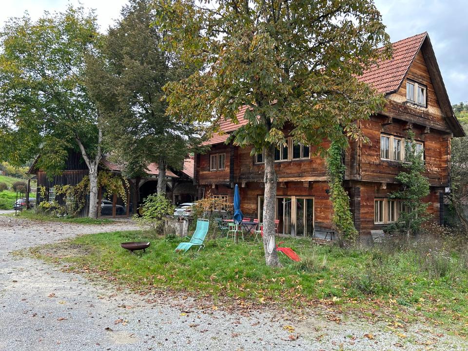 Thumbnail-Idyllisches und Naturbelassenes Einfamilienhaus mit großem Grunds