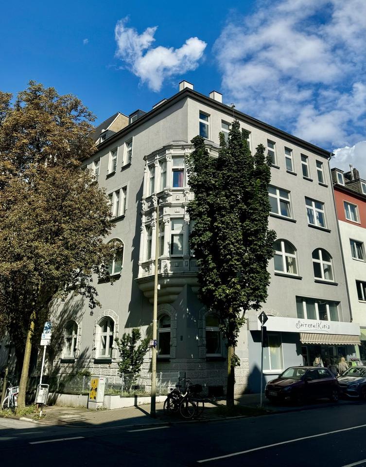 Thumbnail-Saarlandstraßenviertel - Altbau - 2 Balkone - 106 qm