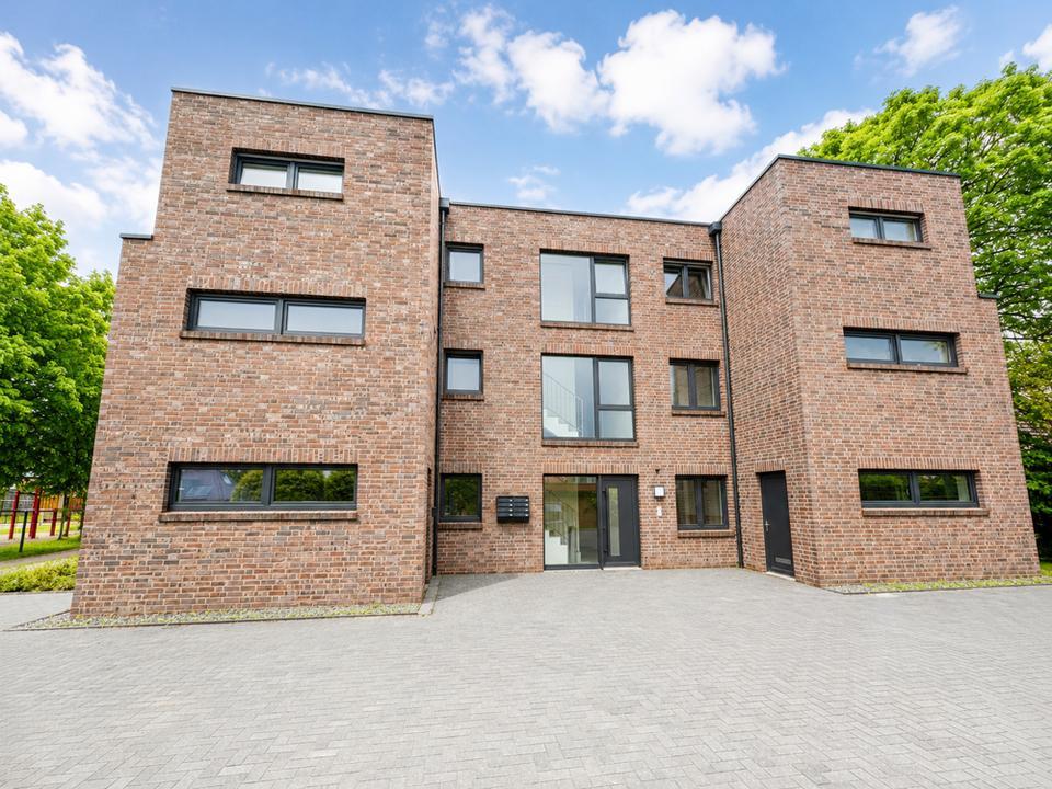 Thumbnail-Neubau-Erstbezug mit durchdachtem Grundriss – modernes Wohnen in Schortens!