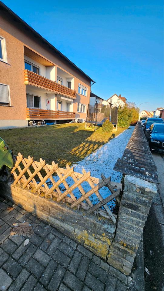 Thumbnail-Gepflegtes 3 Zimmer Erdgeschosswohnung mit Garten Balkon Garage