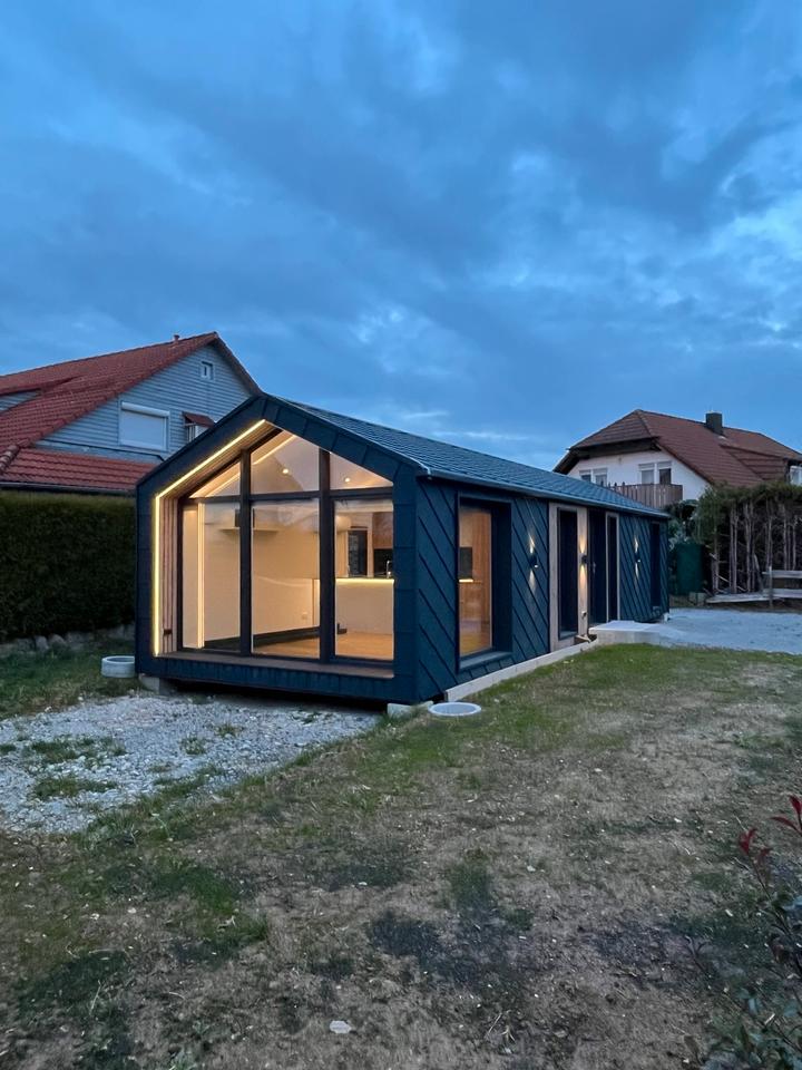 Thumbnail-Kleiner Bungalow, Mobile Home, reduziertes Wohnkonzept,Tiny House