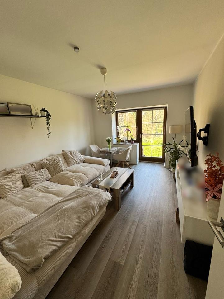 Thumbnail-2,5 Zimmer Maisonette Wohnung inkl. Terrasse mit Grünstreifen