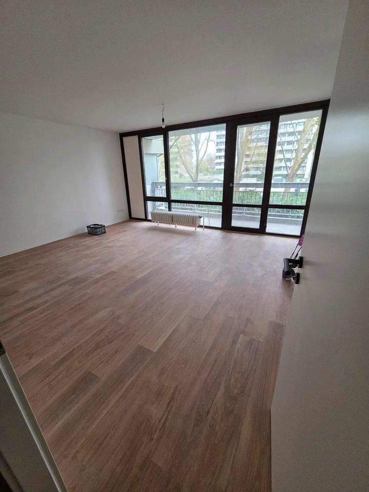 Thumbnail-2 Zimmer Wohnung 64m² mit großem Balkon in Köln Weiden