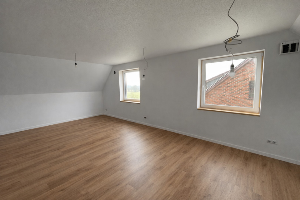 Thumbnail-Erstbezug nach Kernsanierung mit Feldblick, Warmmiete inkl. Strom