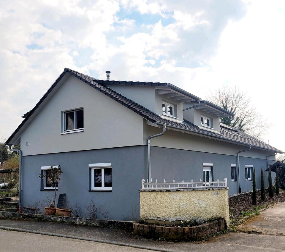 Thumbnail-Zweifamilienhaus mit Pferdestall und vielen Extras