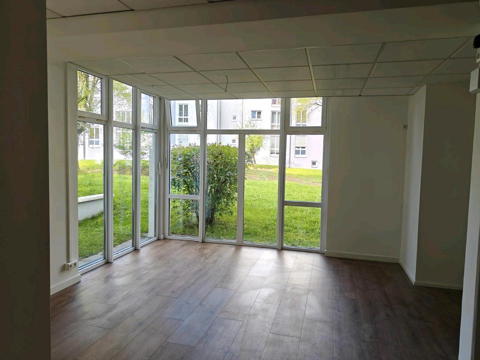 Thumbnail-4-Zimmer Wohnung (Hohbuch, Reutlingen) barrierefrei
