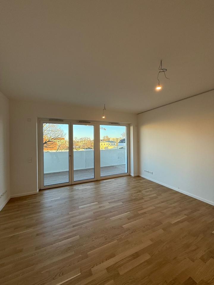 Thumbnail-ERSTBEZUG - 3-Zimmer Wohnung