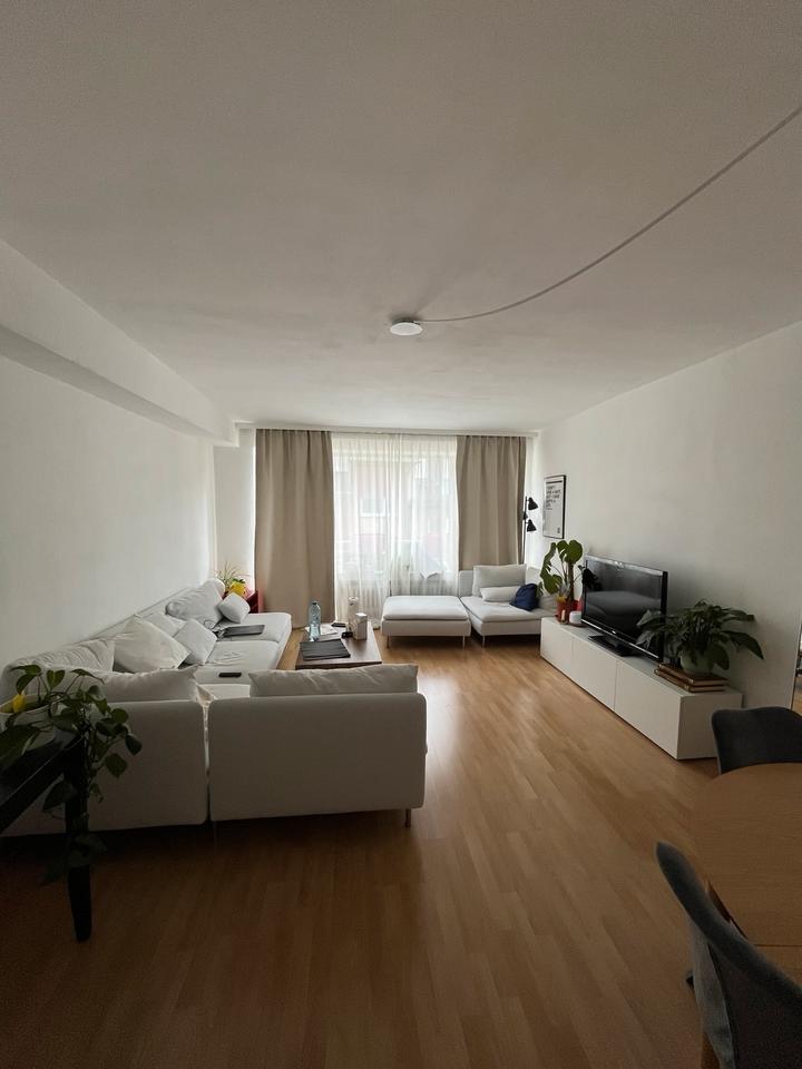 Thumbnail-UNTERMIETE: Möblierte 2-Zimmer-Wohnung Düsseldorf Stadtmitte
