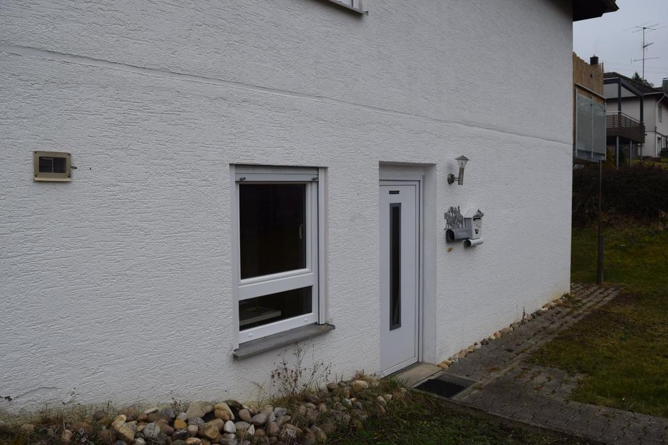 Thumbnail-Große renovierungsbedürftige günstige 3 Zimmerwohnung in Denkinge