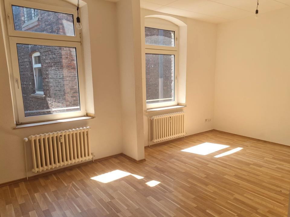 Thumbnail-Gepflegte 2-Zimmer-Wohnung im 2.Obergeschoss zu vermieten!