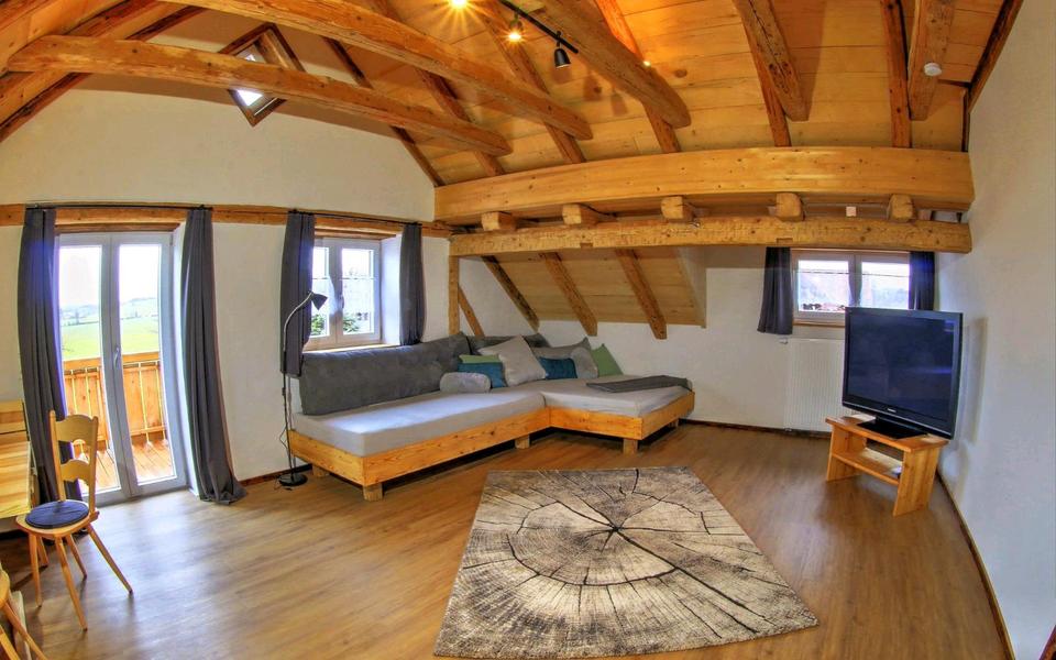 Thumbnail-Ferienwohnung im Allgäu. Beim urigen Mattes. Schöne Dachwohnung