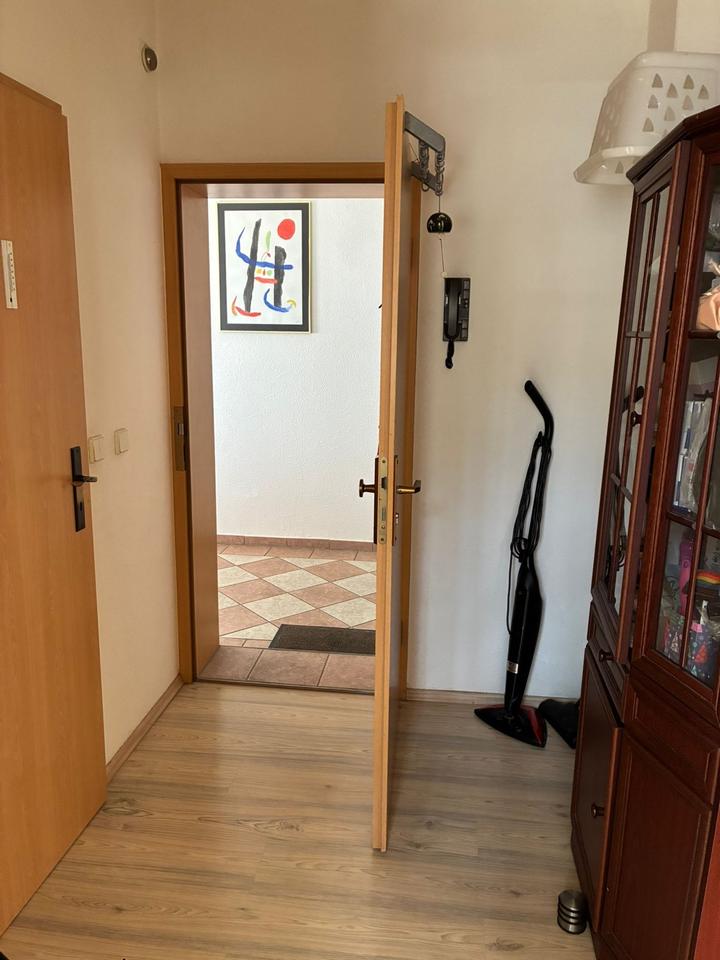 Thumbnail-helle 2-Zimmer-Wohnung