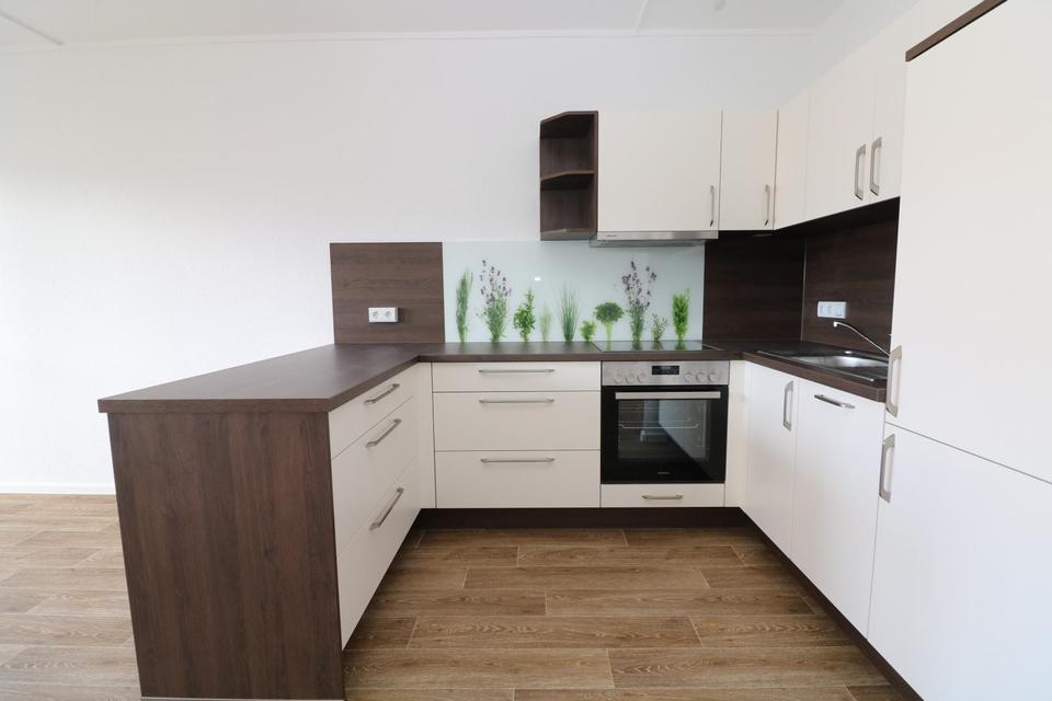 Thumbnail-Nudeln machen ist auch kochen! - 3RW mit XXL-Wohnzimmer, Balkon und Badewanne