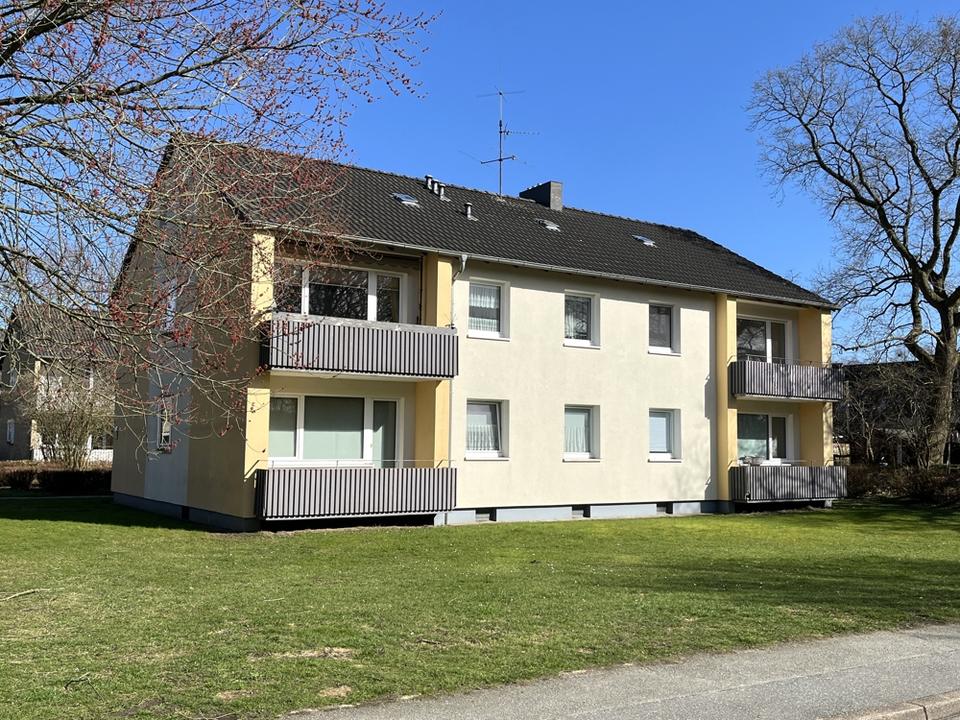 Thumbnail-Gepflegte drei Zimmer Wohnung zum 01.05.2026 frei!