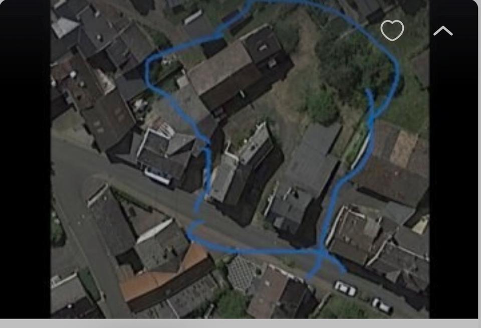 Thumbnail-Zwei Häuser, die zusammen gehören