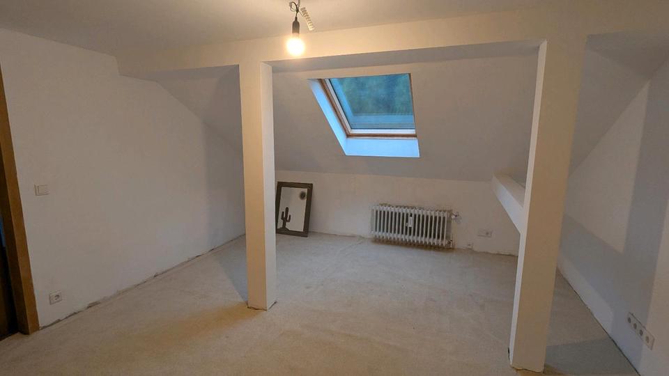 Thumbnail-Helle Altbau-Dachgeschosswohnung in Duisburg-Dellviertel (75 m²)