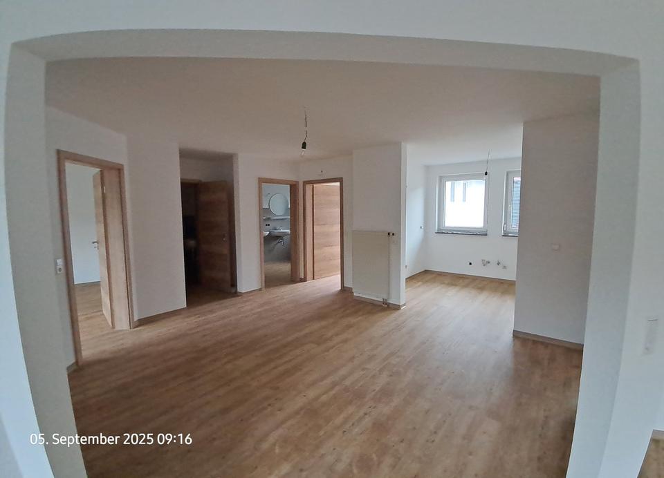 Thumbnail-3,5‑Zimmer‑EG‑Wohnung, 90 m², renoviert, neue Küche, Garage