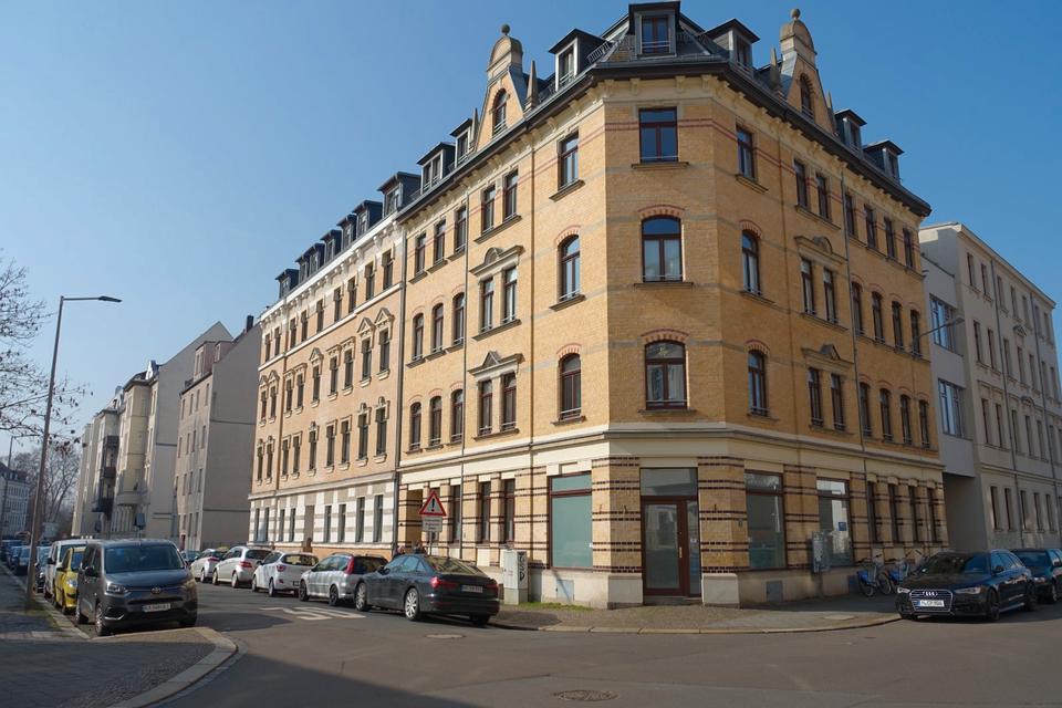 Thumbnail-MFH Denkmal 4,3% p.a. Gohlis-Süd - saniert 2010 - von Privat