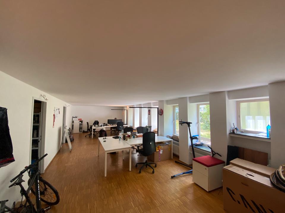 Thumbnail-AtelierFoto- Studio Büro im Balser Haus Frankfurt – zentral