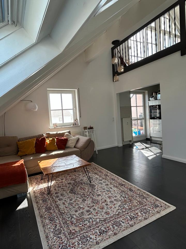 Thumbnail-Moderne Galeriewohnung mit Charme ab dem 01.01.26 zu vermieten