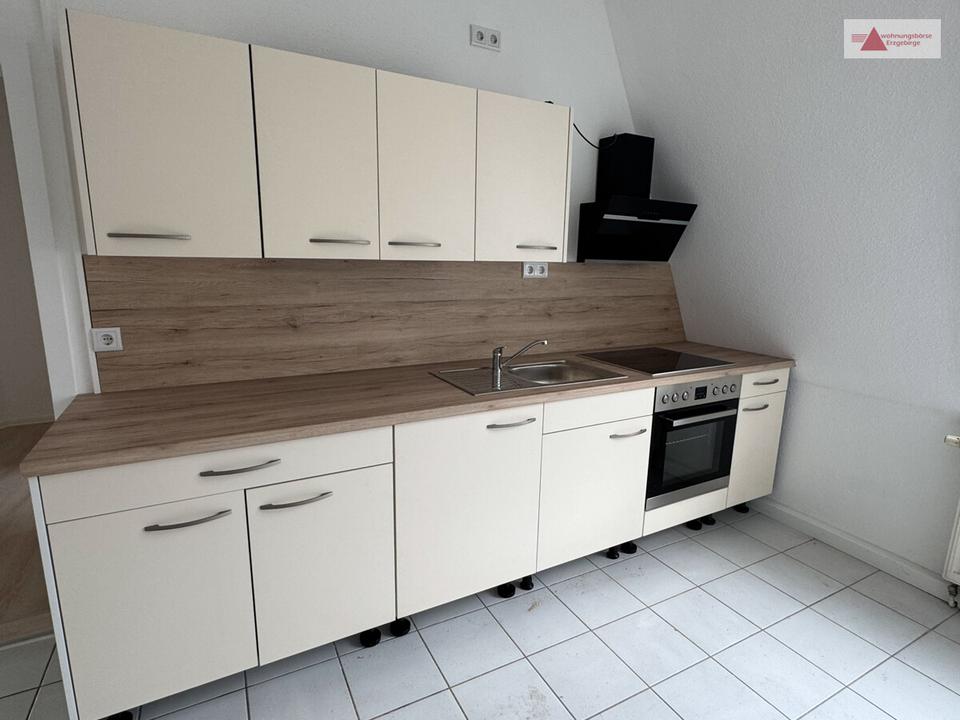 Thumbnail-Frisch renoviert! 2-Raum-Wohnung mit neuer Einbauküche